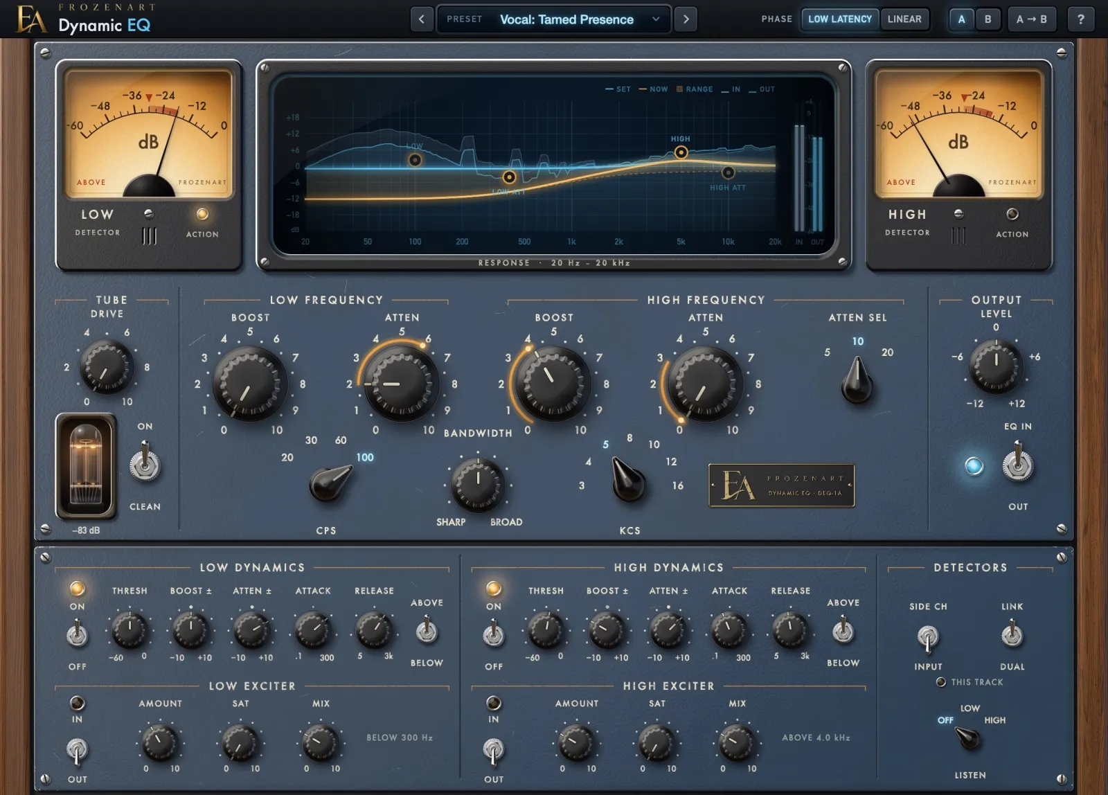 Dynamic EQ on a vocal: the curve as set in ice, the curve right now in amber, knobs turned by the dynamics